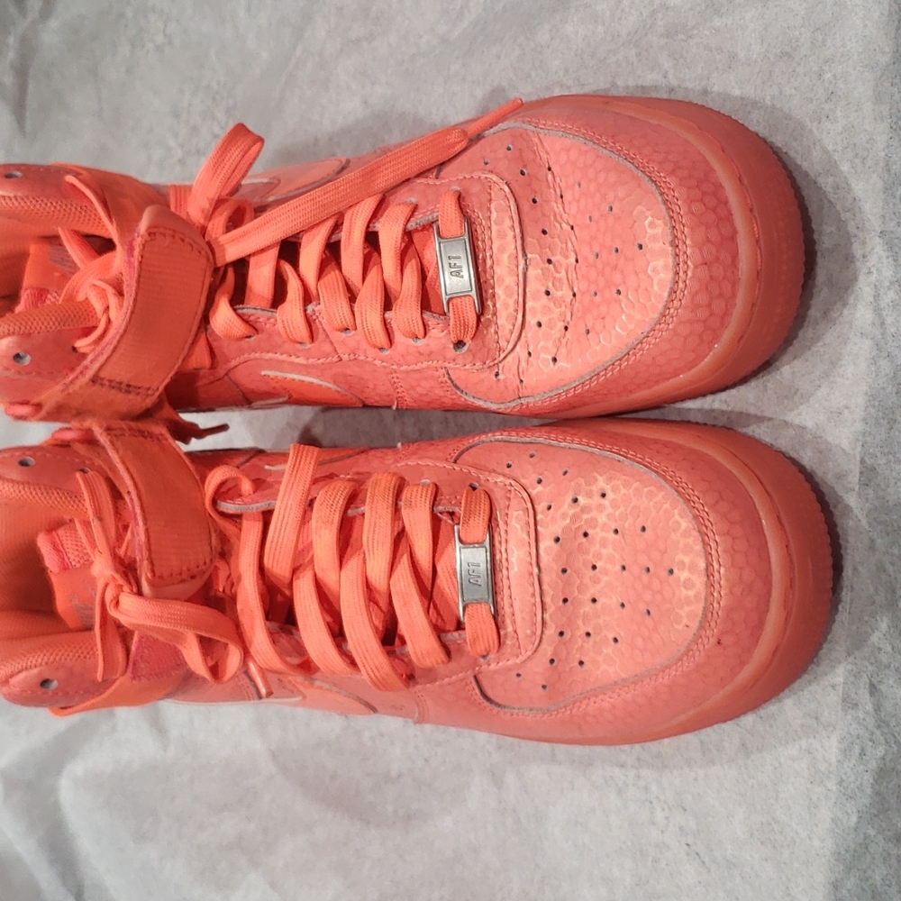 Nike Sz W8.5 AF1 high tops